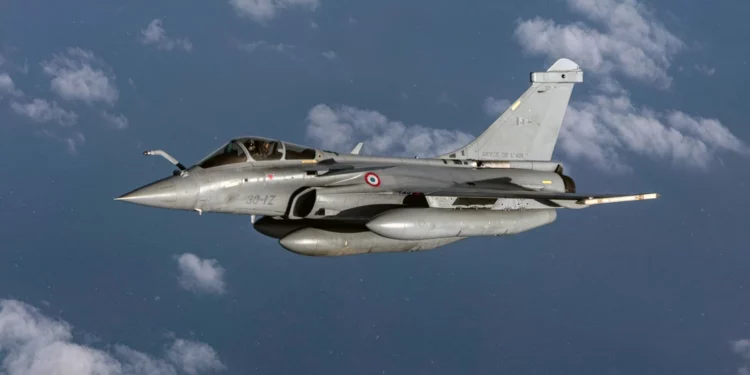 Las fuerzas británicas y francesas desplegaron múltiples aeronaves en una operación aérea de vigilancia sobre el mar Negro y Europa del Este.