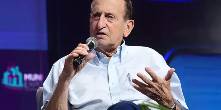 Alcalde de TLV desata polémica: la fe en Dios es antidemocrática