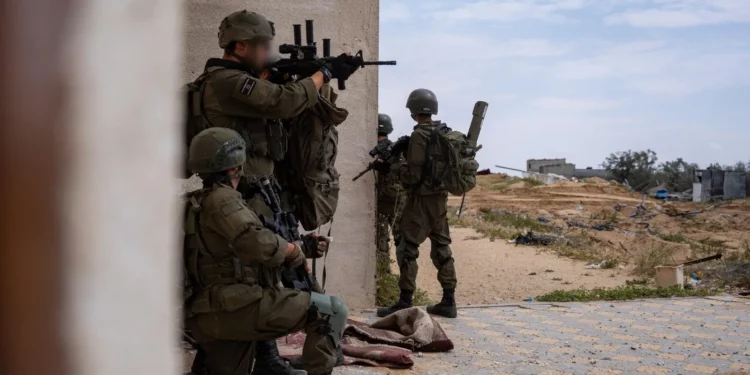 FDI eliminan a jefe de contrabando de Hamás y destruyen base en Gaza