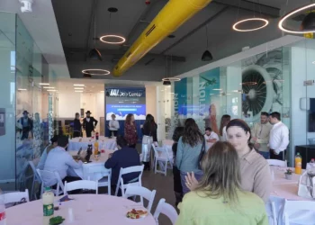 A modo de ejemplo: Israel Aerospace Industries celebra una conferencia especial centrada en la integración de profesionales haredíes en roles tecnológicos, el 6 de abril de 2025. (Israel Aerospace Industries)