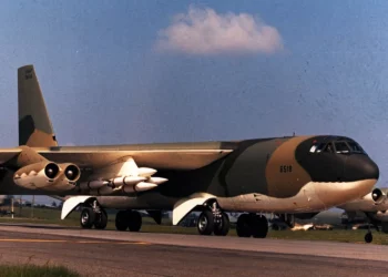 Análisis del misil de ataque de corto alcance AGM-69A