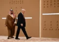 Bin Salman: Arabia Saudí trabaja con EE. UU. para desescalar Oriente Medio