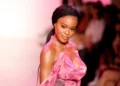 Azealia Banks elogia la gastronomía judía en redes sociales