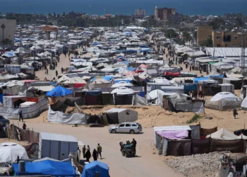 Casi la mitad de gazatíes dispuestos a emigrar con ayuda de Israel