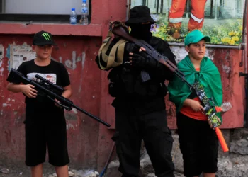 Líbano iniciará desarme de campamentos palestinos en junio