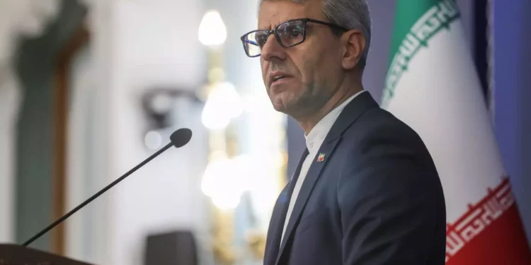 Irán exige alivio de sanciones en nuevo diálogo con EE. UU.