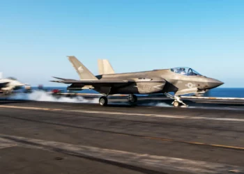 Defensas aéreas hutíes casi alcanzan a los F-35 y F-16 de EE. UU.