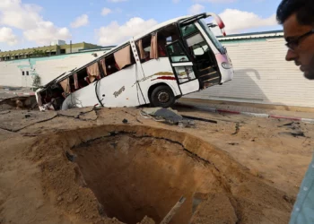 Israel vuelve a atacar a líder de Hamás en hospital de Jan Yunis