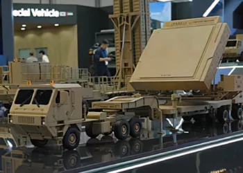 El nuevo radar L-SAM-II surcoreano detecta amenazas a velocidad Mach 8