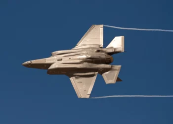 Lockheed estudia una opción más sigilosa y no tripulada para el F-35