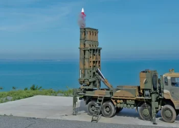 Emiratos Árabes Unidos refuerza su defensa aérea con M-SAM-II