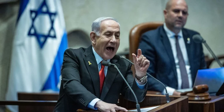 Netanyahu defiende su gestión en un tenso debate en la Knéset