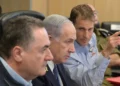 Netanyahu supervisa ataques a hutíes desde búnker en Kirya