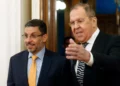 Renuncia el primer ministro yemení reconocido internacionalmente