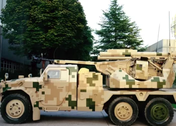 Cañones AHEAD y misiles FB-10A: El nuevo escudo SHORAD del Ejército chino