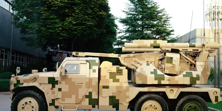 Cañones AHEAD y misiles FB-10A: El nuevo escudo SHORAD del Ejército chino
