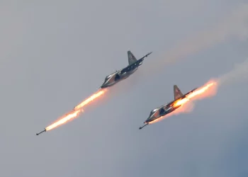 El Su-25 Frogfoot devasta objetivos con su cañón GSh-30-2