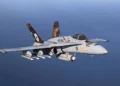 USMC Hornet hundirán corbeta de la Segunda Guerra Mundial