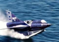 Convair XF2Y-1 Sea Dart alcanza Mach 1 desde el agua