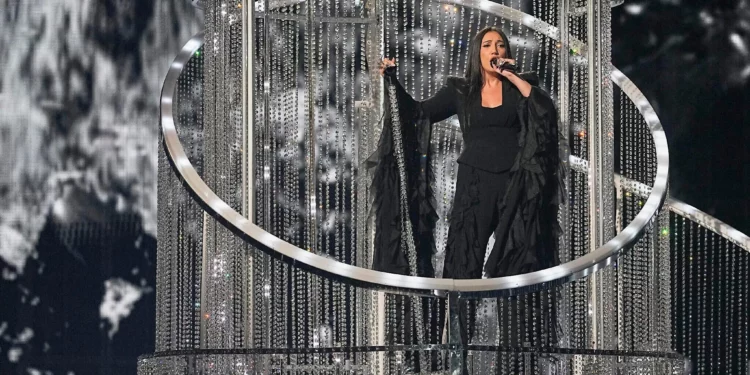 Yuval Raphael clasifica a la final de Eurovisión 2025 en Basilea