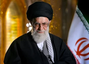 Jamenei de Irán amenaza a Israel: “Comienza la batalla”