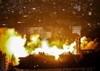 Líderes libaneses acusan a Israel de violar el alto el fuego tras los ataques en Beirut