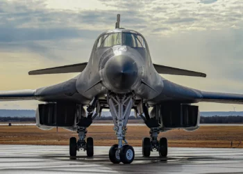 Cuatro décadas de poder aéreo: el B-1B Lancer celebra 40 años