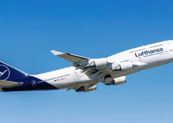 ¿Por qué el Boeing 747 tiene esa joroba sobre la cabina?