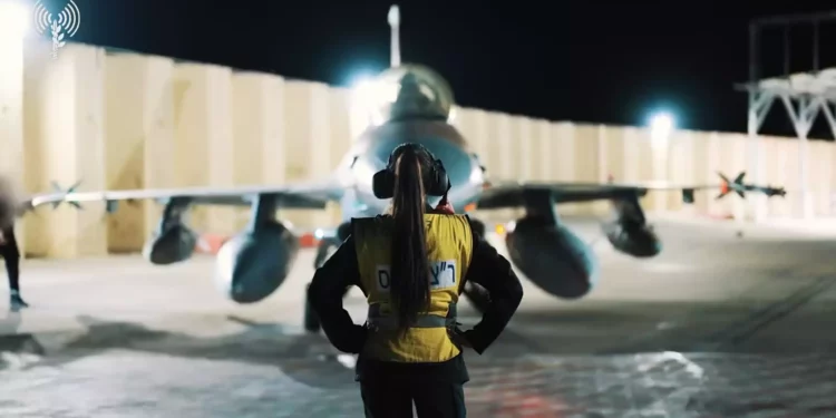 La Fuerza Aérea israelí destruye 35 lanzadores de misiles en Irán