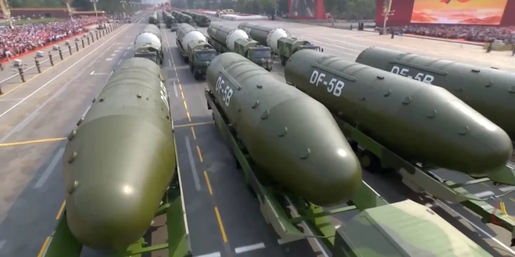 China revela una ojiva nuclear secreta de 4 megatones con un alcance de destrucción de 7.500 millas