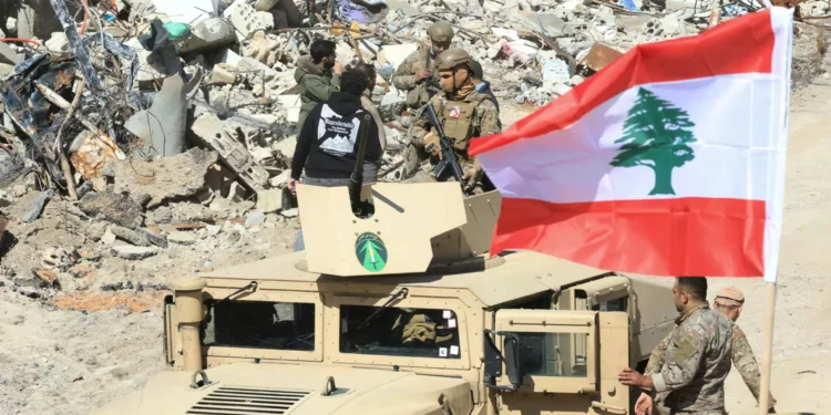 El ejército libanés ha desmantelado más de 500 posiciones de Hezbolá y depósitos de armas en el sur del país
