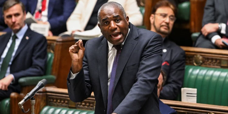 El canciller británico dice que “ahora existe una ventana” para la diplomacia con Irán