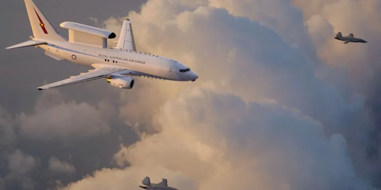 El MQ-28A Ghost Bat de la RAAF se une al avión E-7A Wedgetail AEW&C