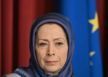 Líder de la oposición iraní dice que es hora de que Jamenei se vaya