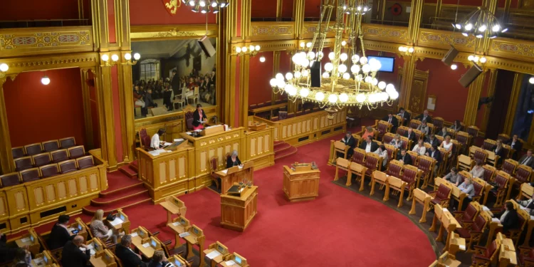 Noruega rechaza llamados para endurecer normas de inversión en empresas israelíes