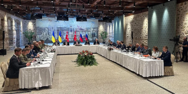 Rusia y Ucrania se dirigen a Estambul para nuevas conversaciones de paz