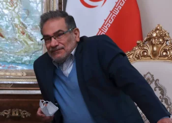 Medios iraníes afirman que el principal asesor de Jamenei está vivo