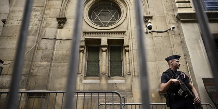 Francia refuerza la seguridad en los yacimientos judíos, los intereses israelíes y estadounidenses