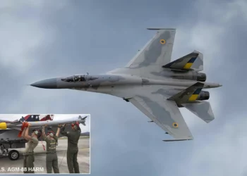Ucrania destruye sistema SAM ruso con Su-27 y misil AGM-88 HARM
