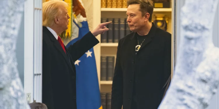 Musk suelta una descabellada denuncia contra Trump por el caso Epstein tras ser expulsado del DOGE