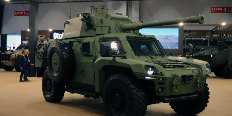 OTOKAR presenta el AKREP II con torreta belga CSE 90LP
