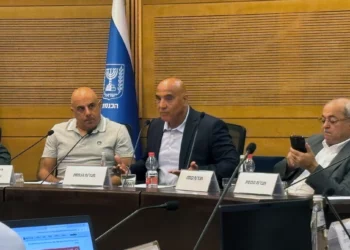 Alcaldes árabes denuncian amenazas crecientes de crimen organizado
