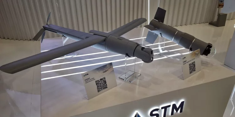 Roketsan presenta en IDEF 2025 la munición merodeadora Alpagut con alcance de 60 km