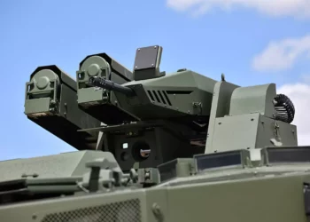 FNSS presenta torreta ÇAKA AT-K con misiles antitanque en IDEF 2025
