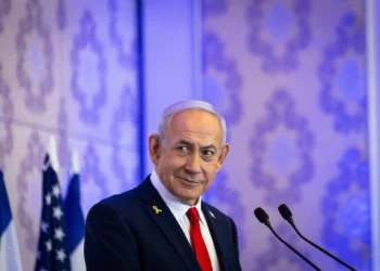 El primer ministro Benjamín Netanyahu asiste a una conferencia cristiana en Jerusalén, el 27 de julio de 2025. (Chaim Goldberg/Flash90)