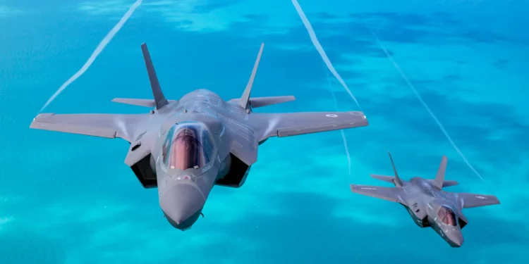 EE. UU. y Reino Unido desarrollan sistema anticolisión para F-35
