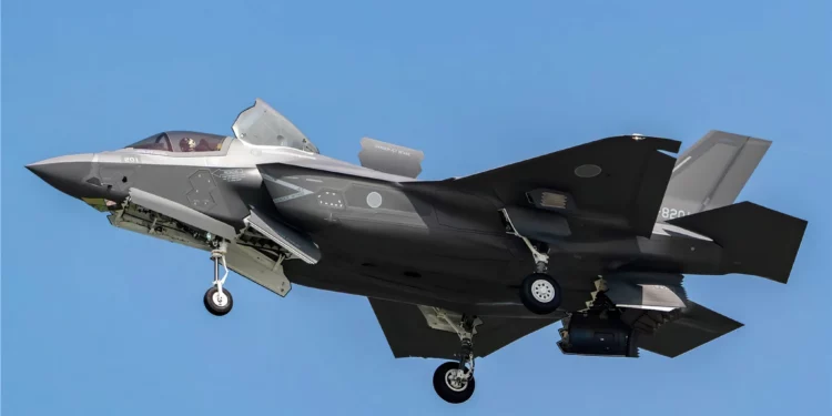 Japón despliega cazas F-35B cerca de Taiwán en respuesta a China