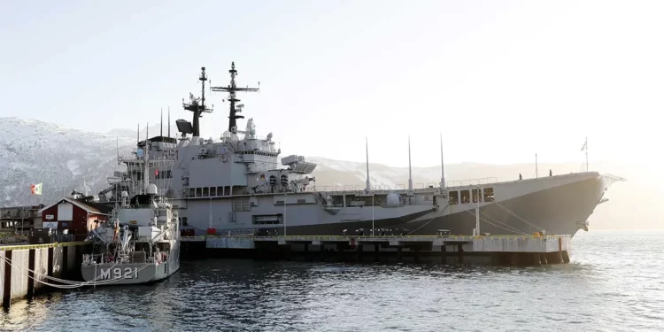 Indonesia evalúa la propuesta italiana de reconvertir el portaaviones Giuseppe Garibaldi