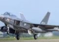 Uno de los dos prototipos biplaza del KF-21. (Crédito de la imagen: ROKAF)
