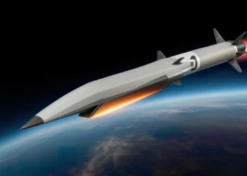 India prueba misil hipersónico ET-LDHCM con alcance de hasta 2.500 km y Mach 8